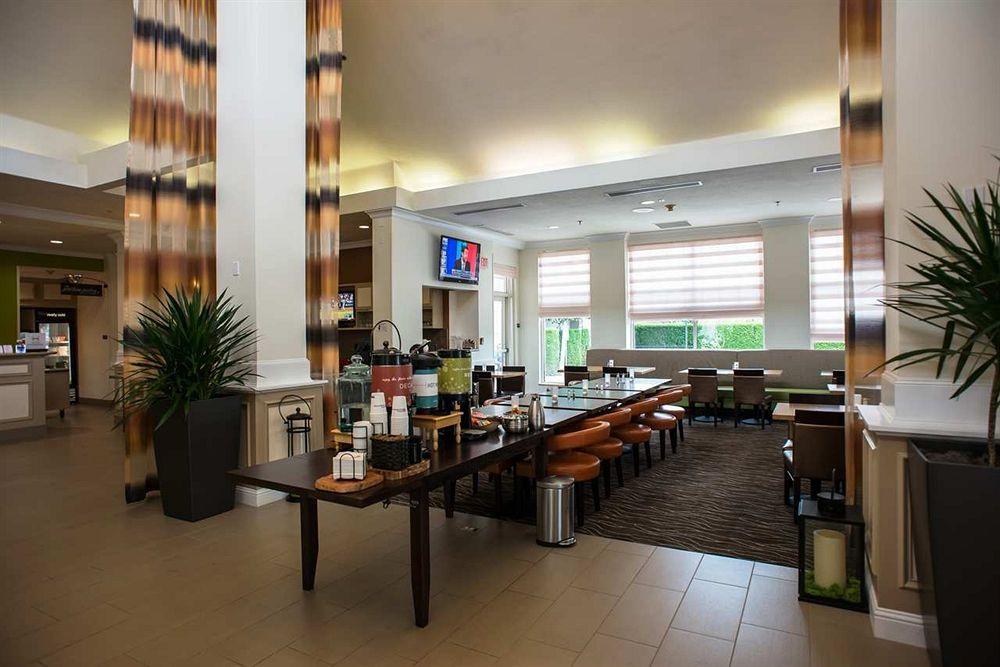 Hilton Garden Inn Portland Airport Buitenkant foto