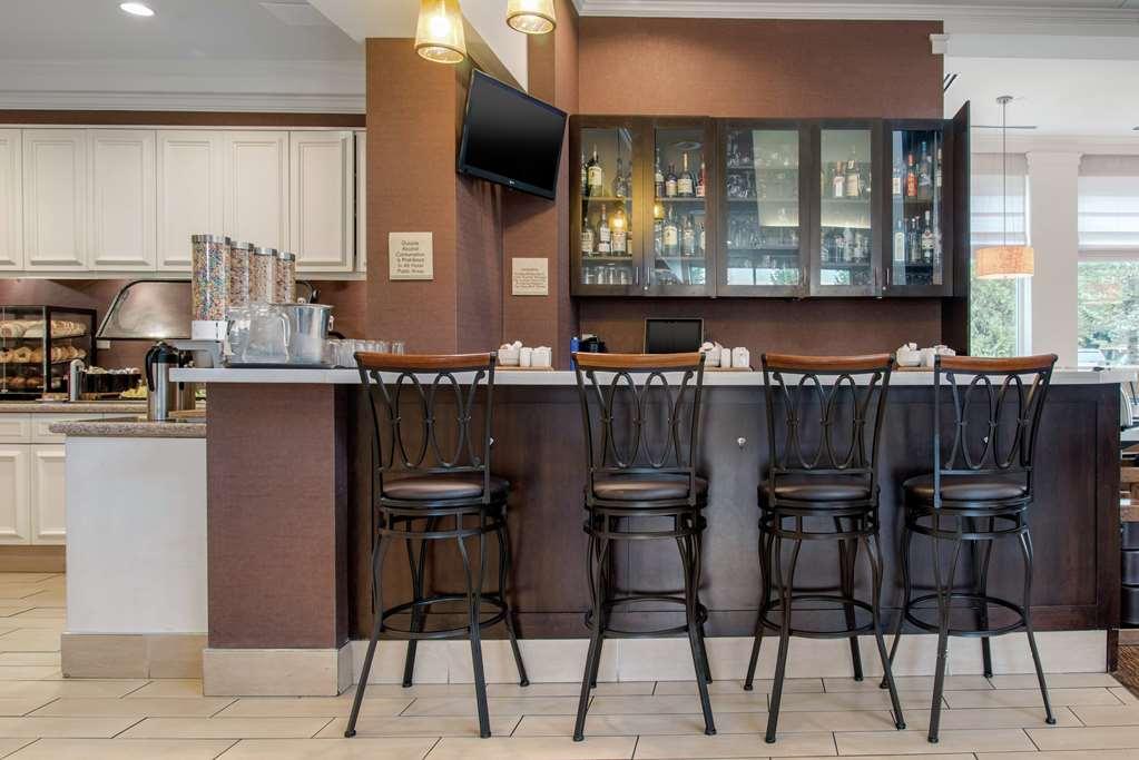Hilton Garden Inn Portland Airport Restaurant foto