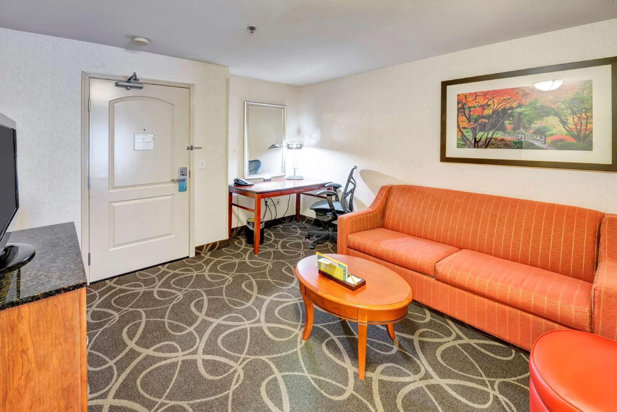 Hilton Garden Inn Portland Airport Buitenkant foto